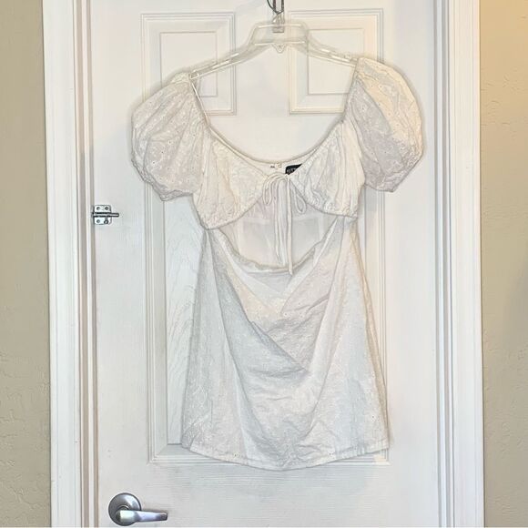 Kittenish White Eyelet Dress Size Large - Picture 11 of 12